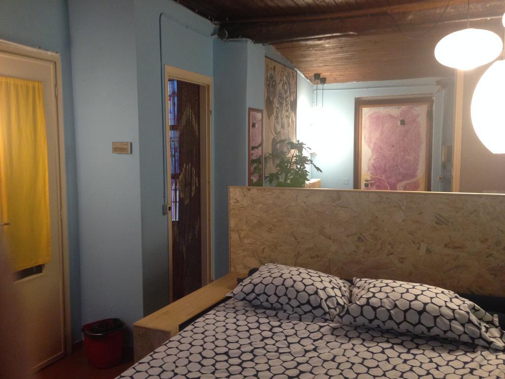 Mood Glori Pavia
